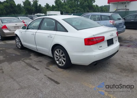 2013 Audi A6 3.0T Premium из США, поврежденный, VIN WAUGGAFC7DN043466